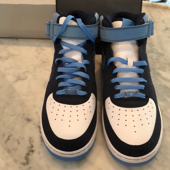 Never worn Nike Air Force one 2007, sz 11.5 - Picture 3 of 8